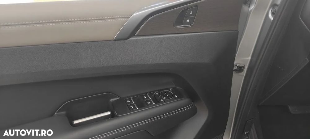 Volkswagen Amarok 3.0 TDI 241 CP 4M 10AT Style - 10