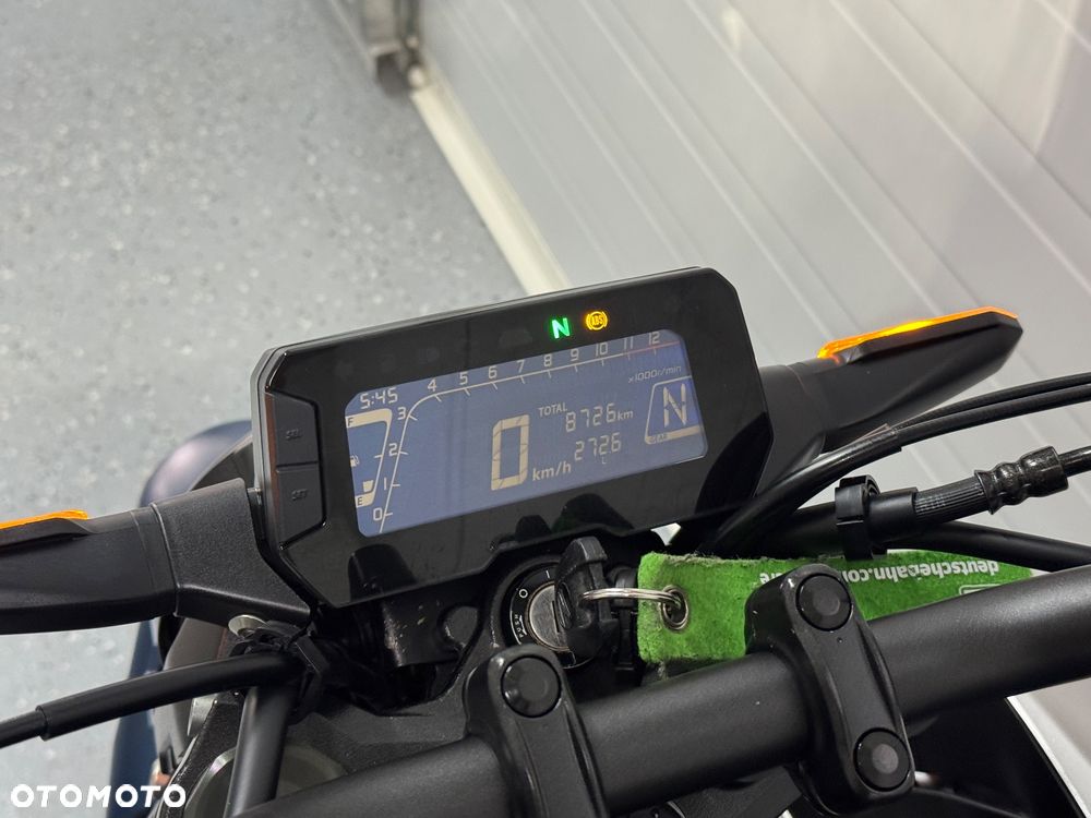 Honda CB - 24