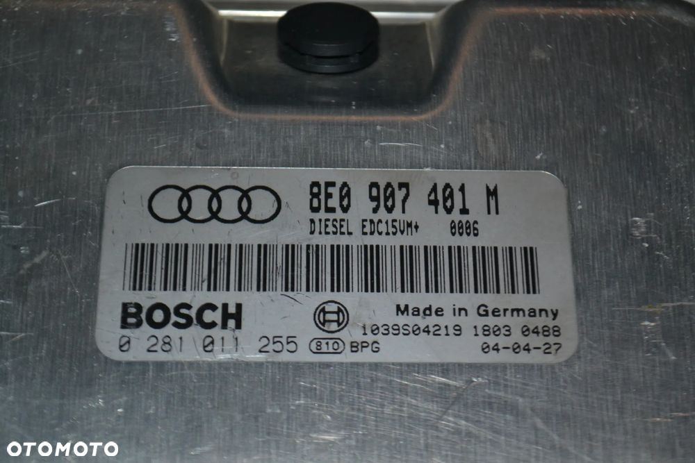 VW AUDI SEAT KOMPUTER STEROWNIK SILNIKA 2,5 TDI BDG 8E0907401M  0281011255 - 2