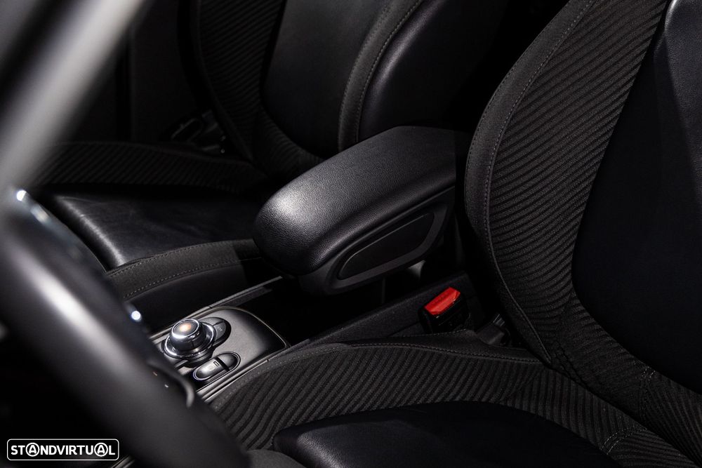 MINI Countryman One D - 24