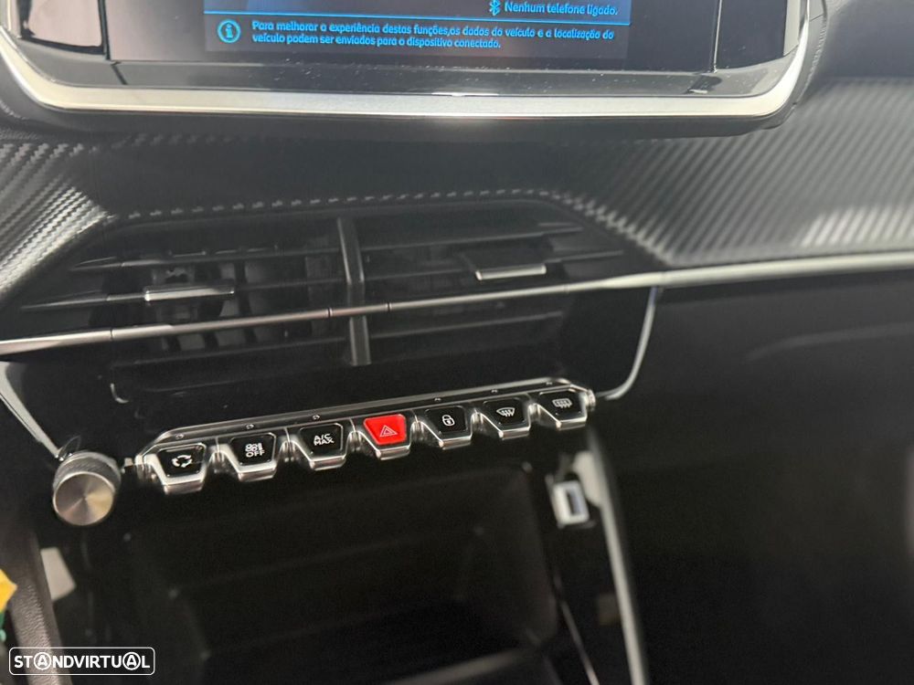 Peugeot 2008 1.5 BlueHDi Active Pack EAT8 - 11