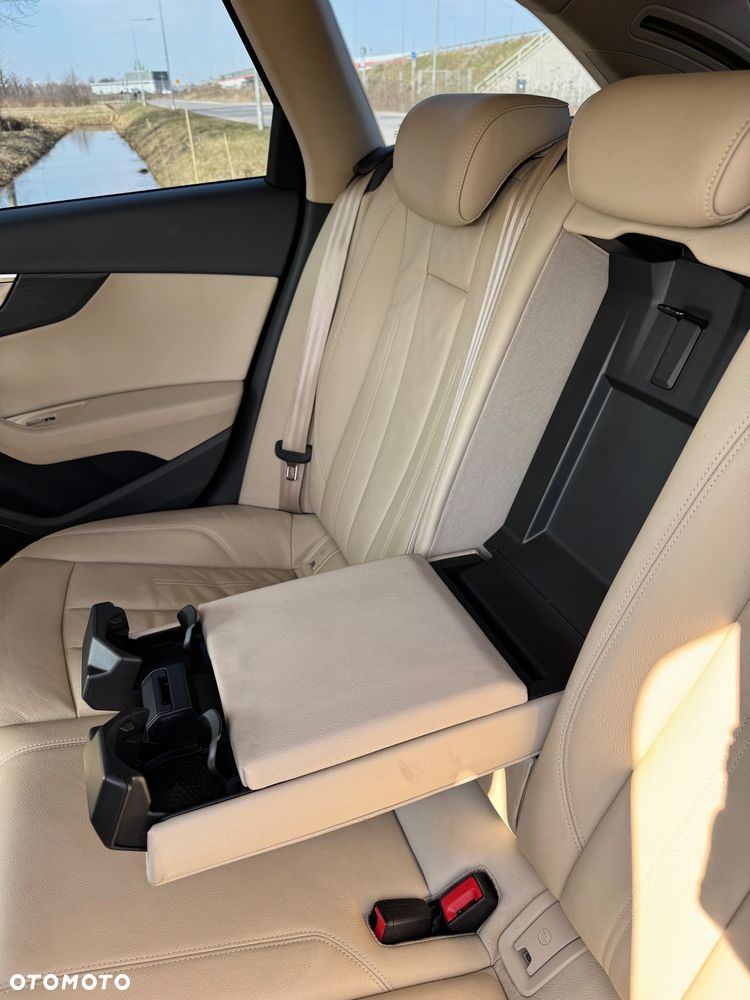 Audi A4 Allroad - 35