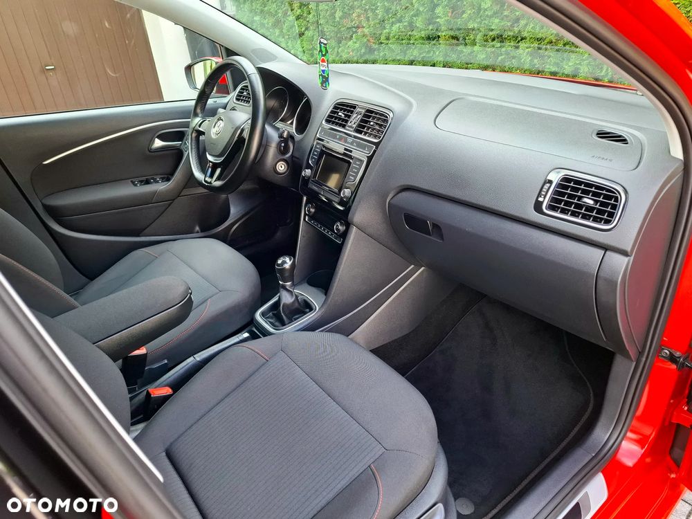Volkswagen Polo - 13