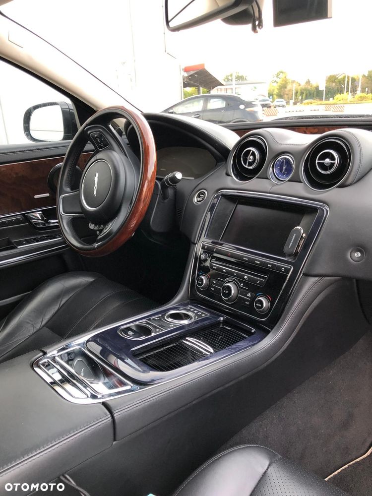 Jaguar XJ 5.0 V8 Langversion Portfolio - 10