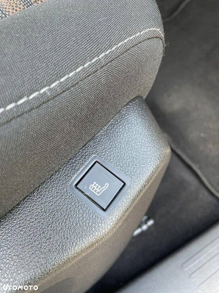 Opel Combo 1.2 Turbo Start/Stop Edition - 16