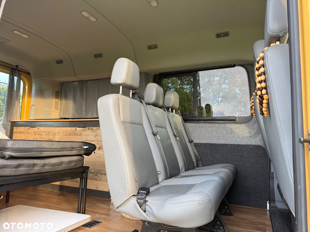 Ford Transit - 11