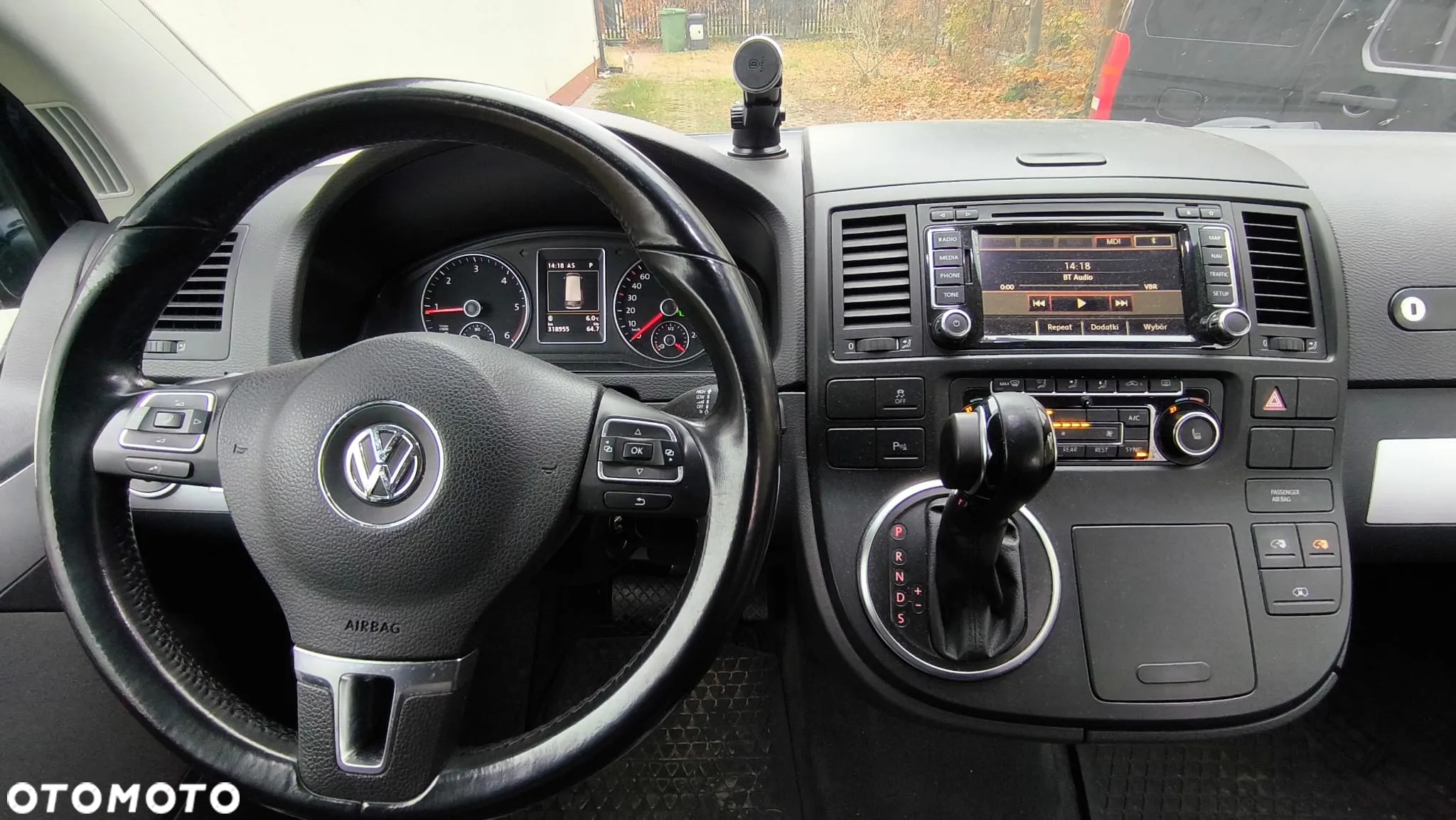 Volkswagen Multivan - 6