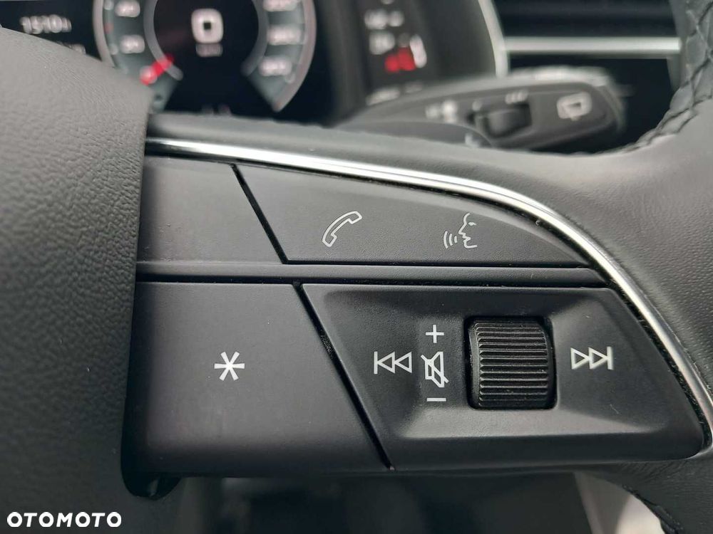 Audi Q8 - 15