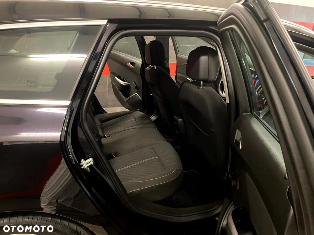 Opel Astra 1.4 Turbo Innovation - 21