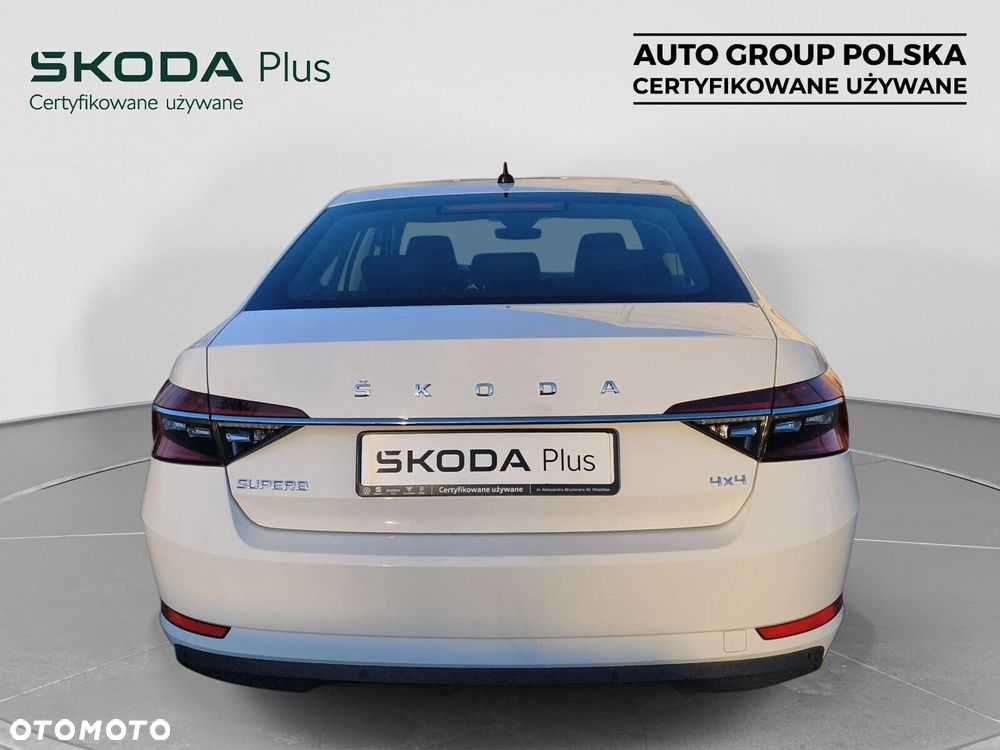Skoda Superb 2.0 TDI SCR 4x4 Ambition DSG - 13