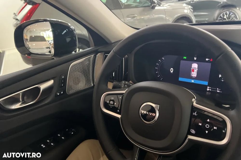 Volvo XC 60 T6 AWD AT PHEV Plus Dark - 12