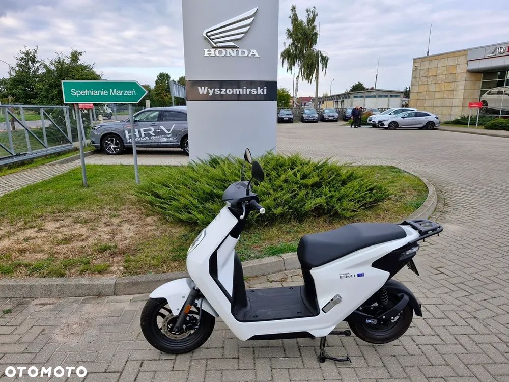 Honda EM1 - 3