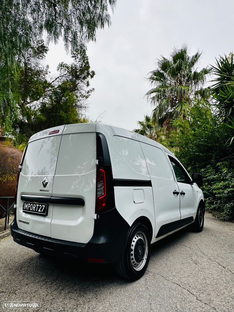 Renault Express - 7