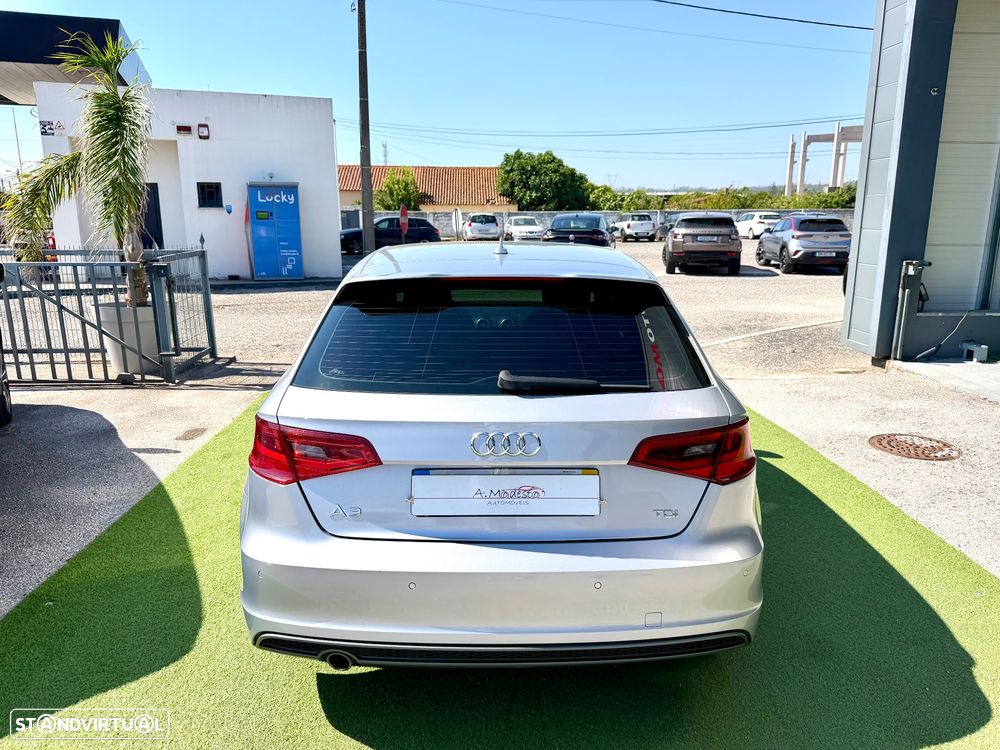 Audi A3 Sportback 1.6 TDI S-line S tronic - 8