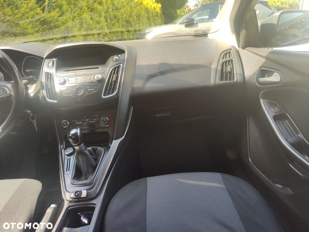 Ford Focus 1.6 Titanium - 21