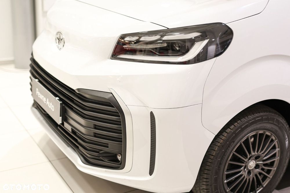 Toyota Proace Verso - 16