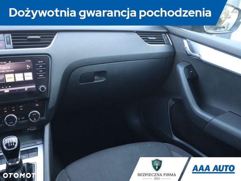 Skoda Octavia - 10