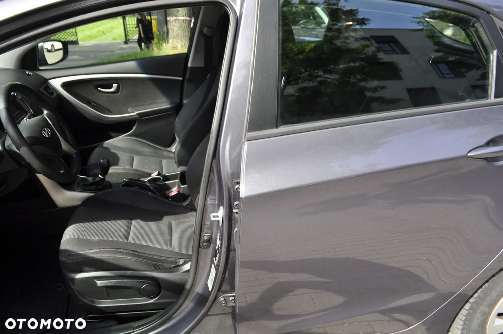 Hyundai i30 1.4 Classic - 8