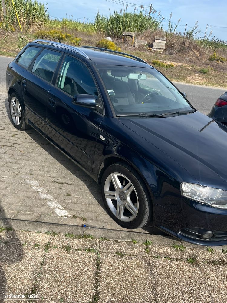 Audi A4 Avant 2.0 TDi S-line - 1