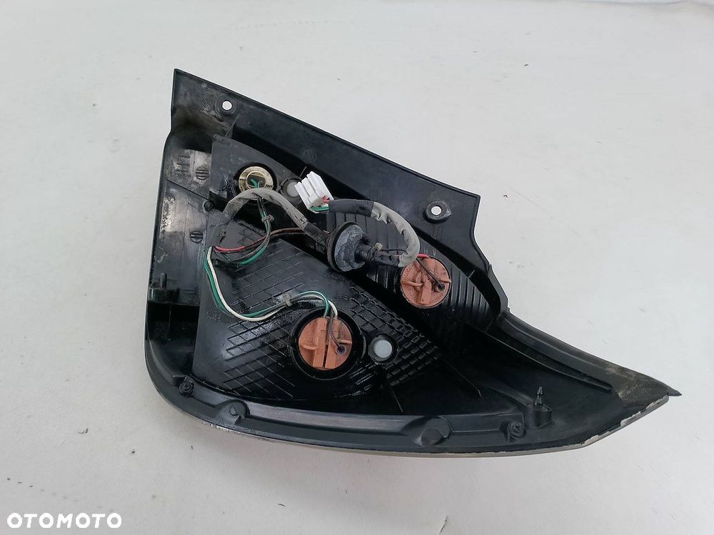 LAMPA TYLNA LEWA KIA RIO II 92401-1G2L - 8