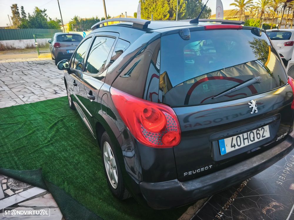 Peugeot 207 SW 1.4 Premium - 3