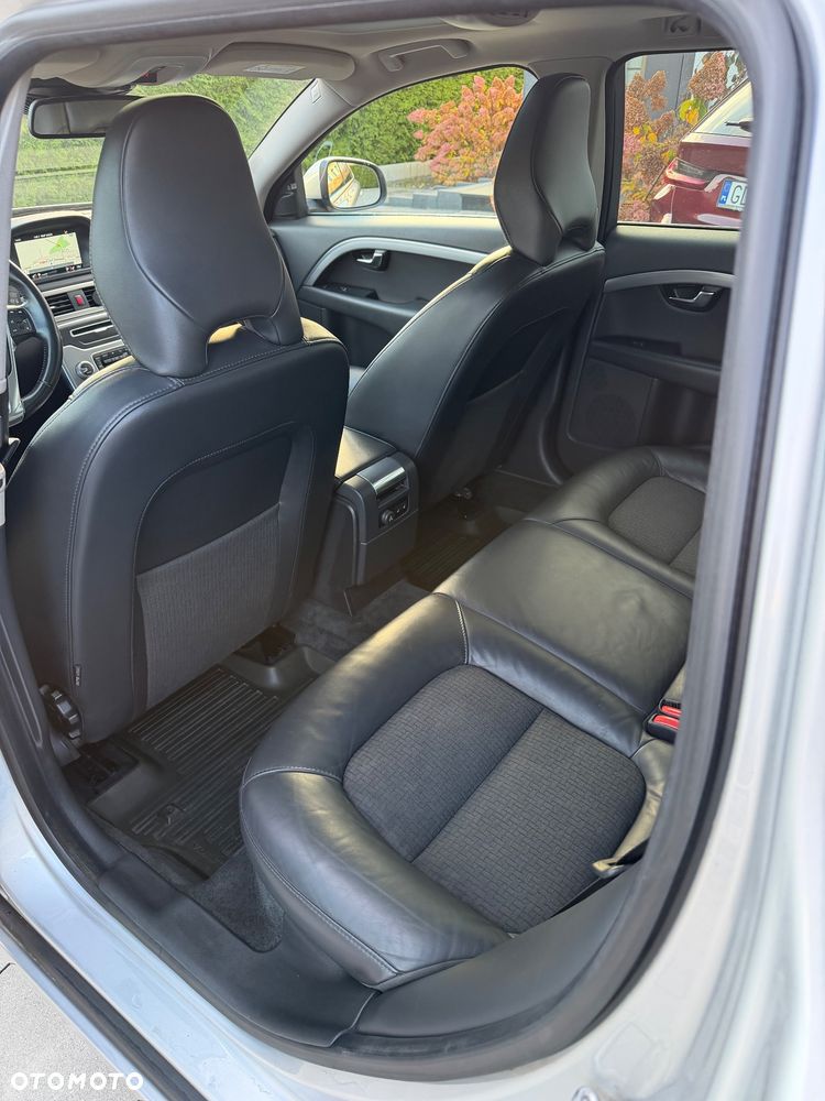 Volvo V70 D4 Drive-E Momentum - 12