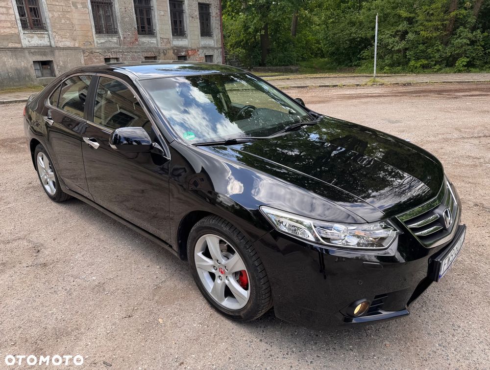 Honda Accord 2.0 Elegance 50 Jahre Edition - 29