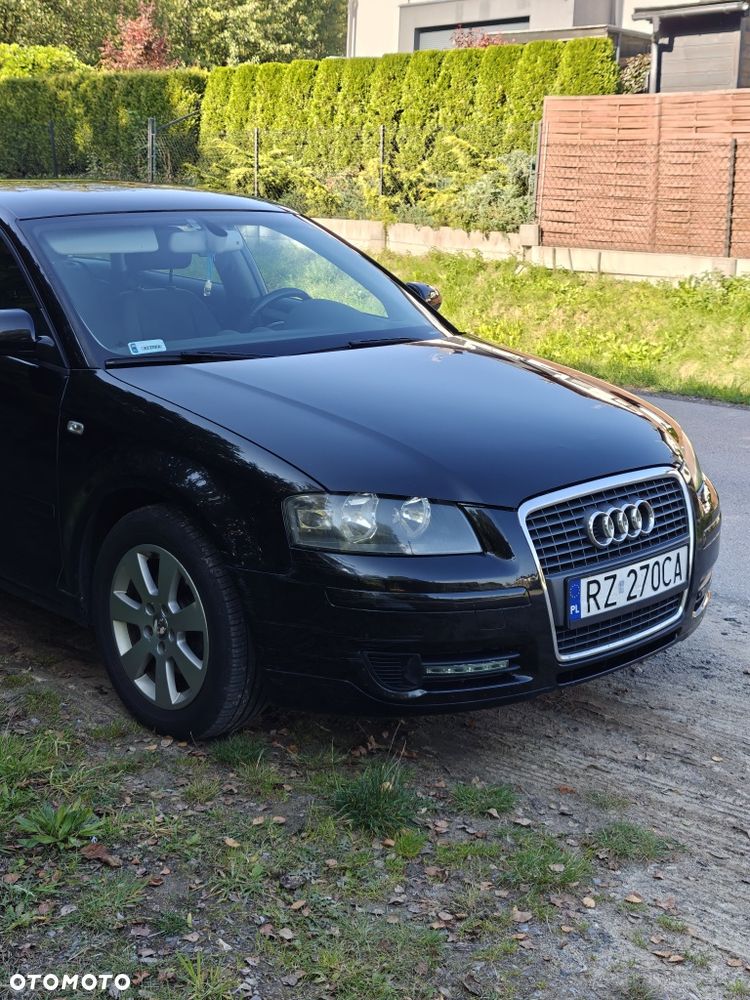 Audi A3 Sportback - 3