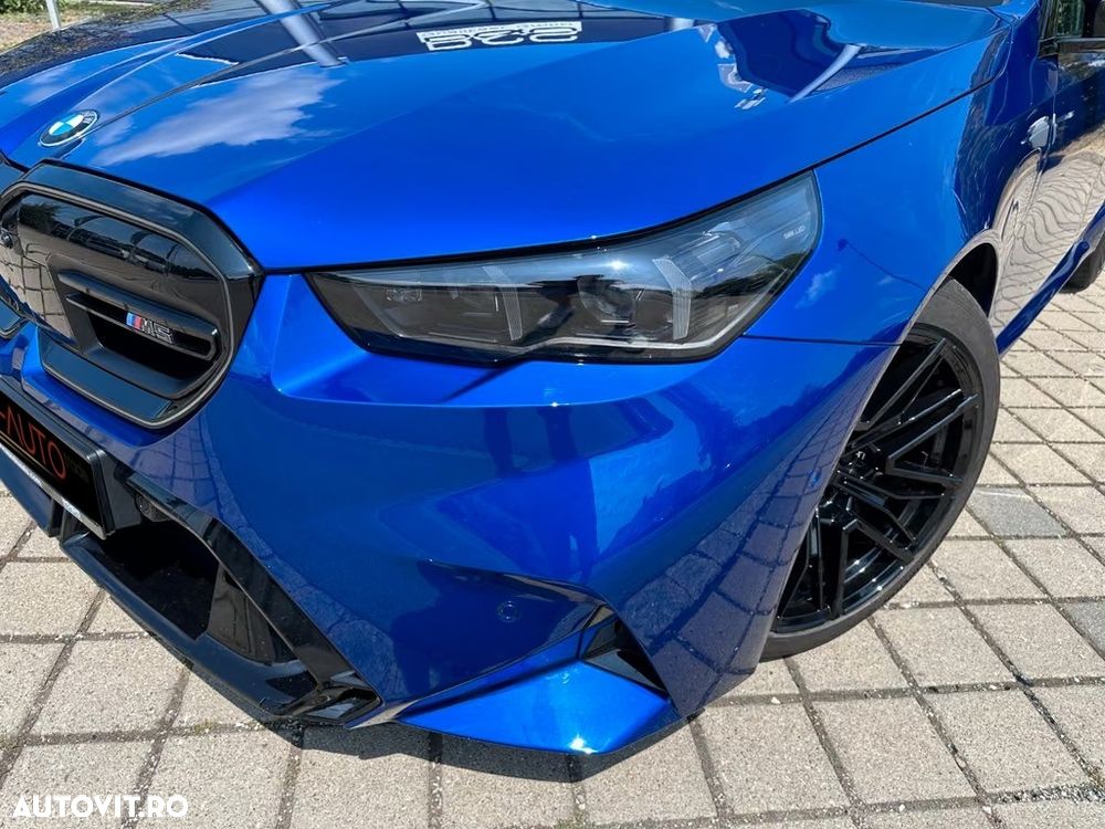 BMW M5 xDrive - 13