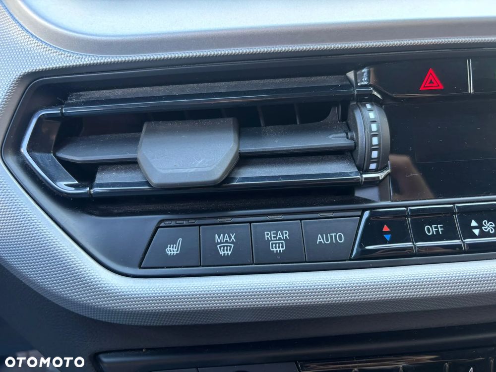 BMW Seria 1 118i Advantage - 33