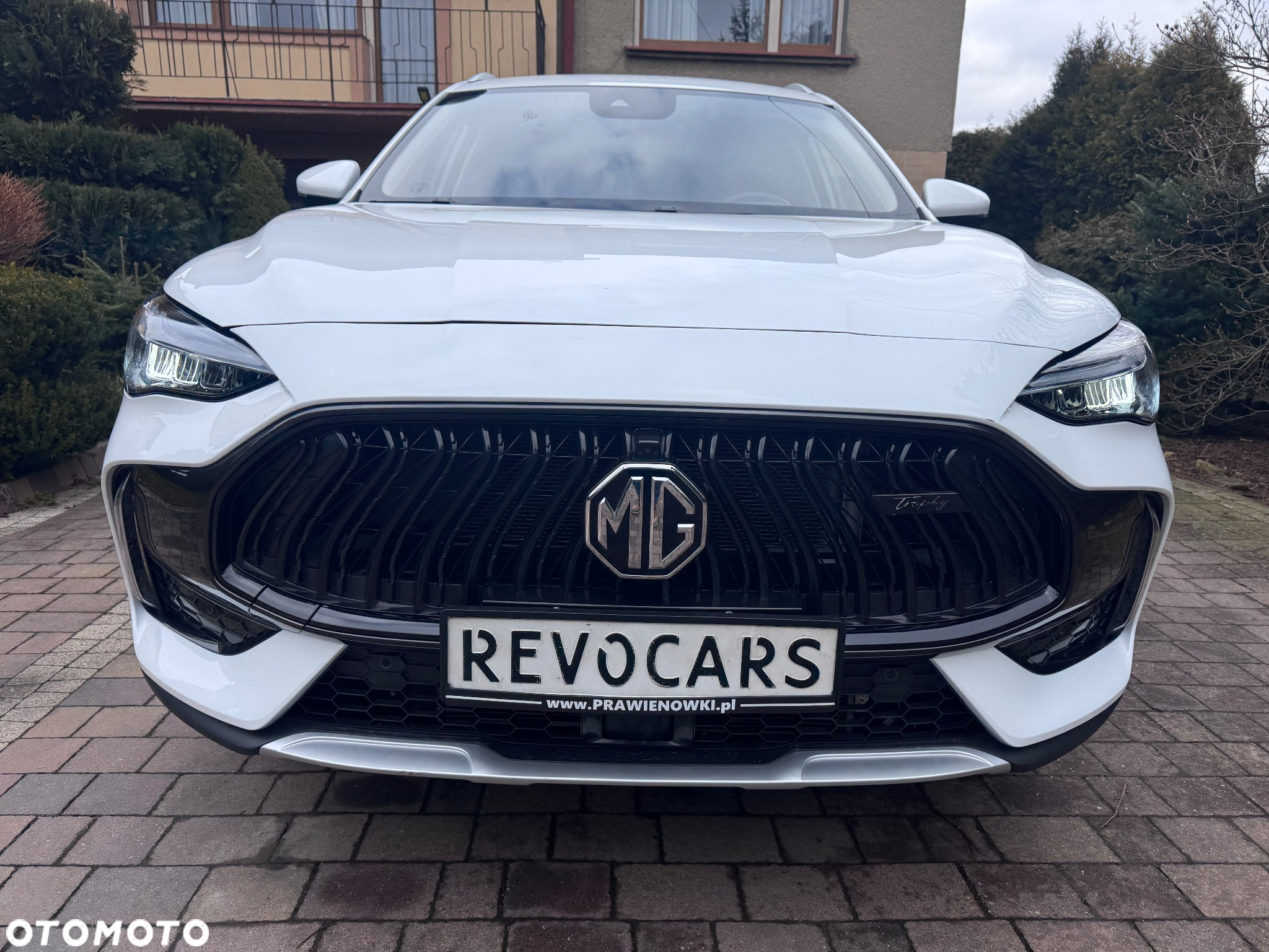 MG EHS 1.5T-GDI PHEV Luxury - 4