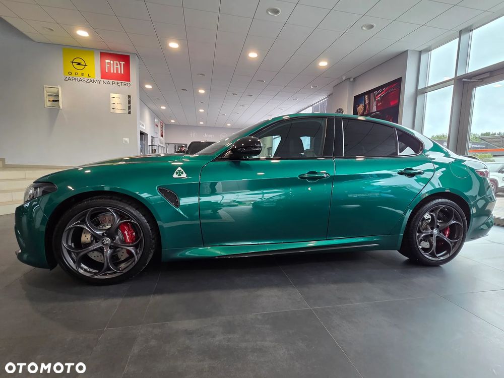 Alfa Romeo Giulia 2.9 V6 Bi-Turbo AT8 Quadrifoglio - 7