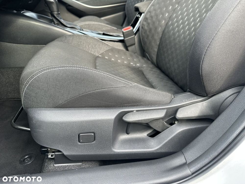 Toyota Corolla 2.0 Hybrid Comfort - 30