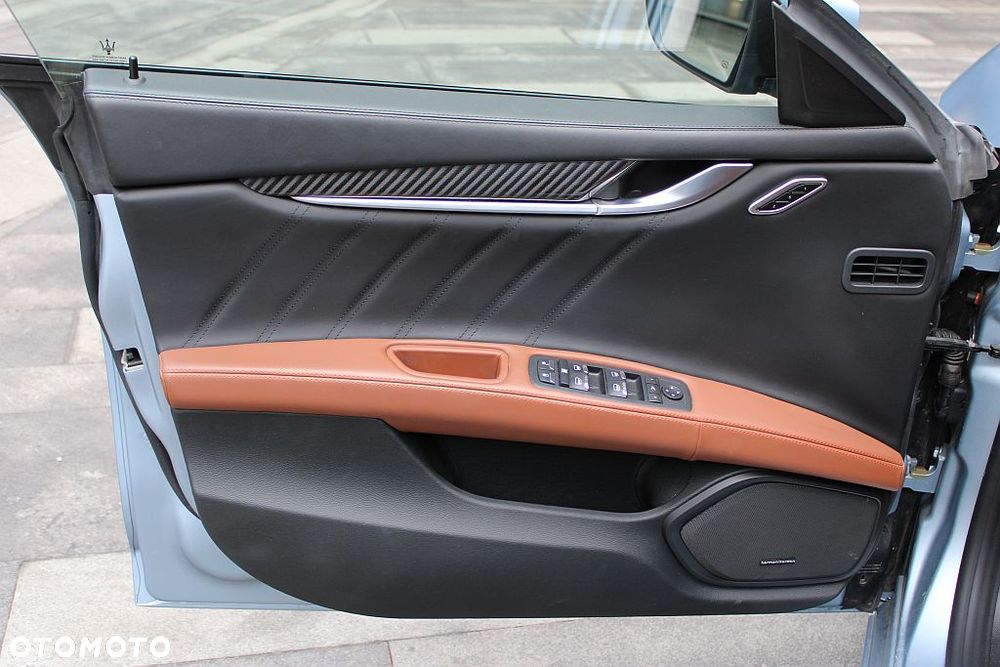 Maserati Ghibli - 16