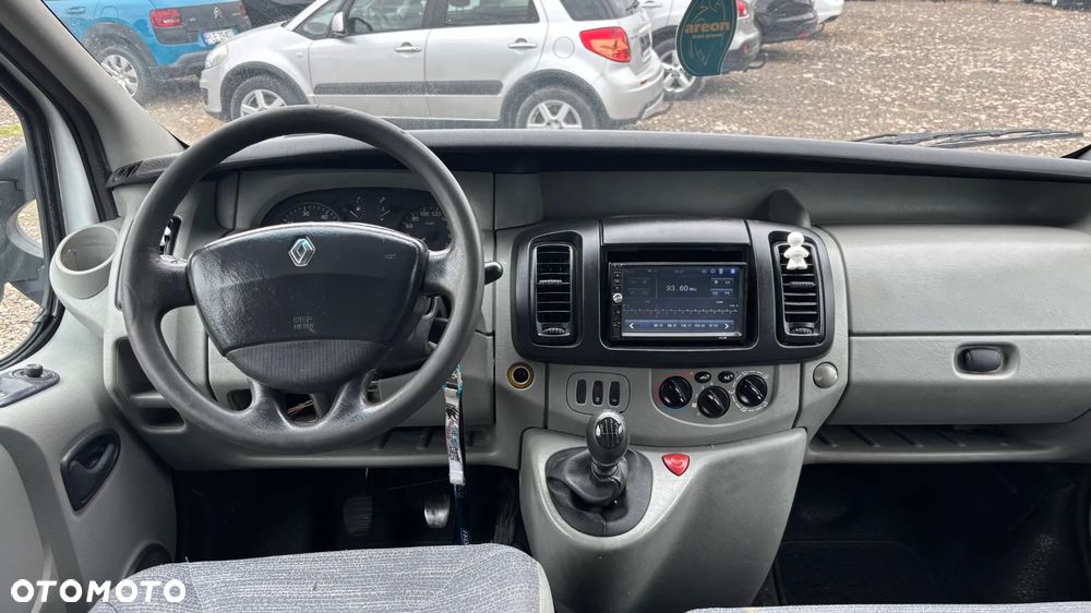 Renault TRAFIC - 8