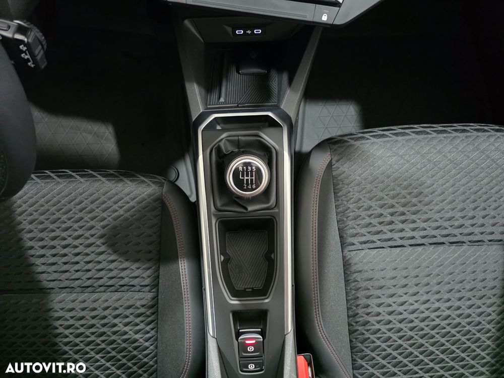 Renault Clio VI TCe 115 Techno - 15