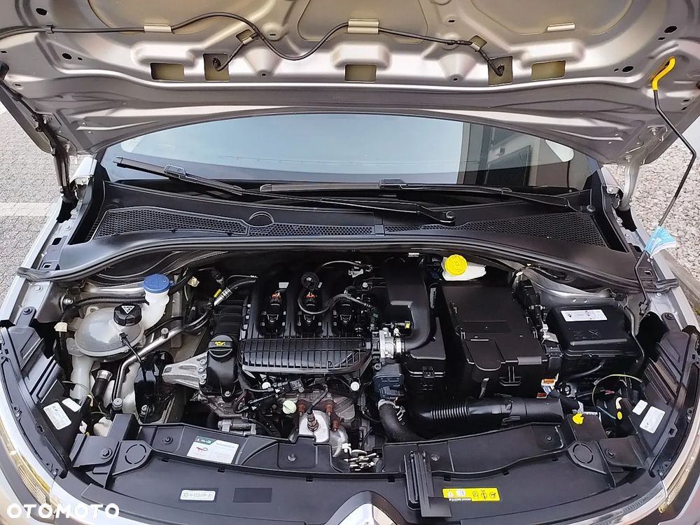 Citroën C3 1.2 PureTech Shine - 28