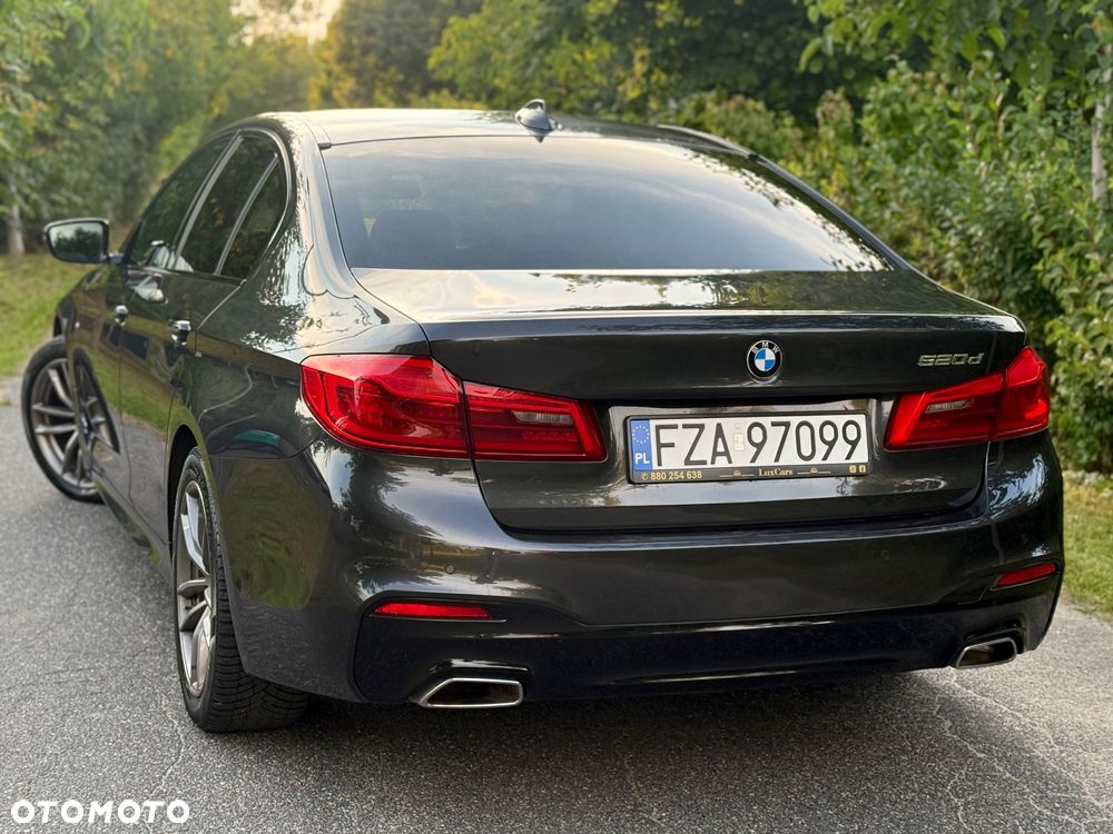 BMW Seria 5 520d M Sport Edition - 32