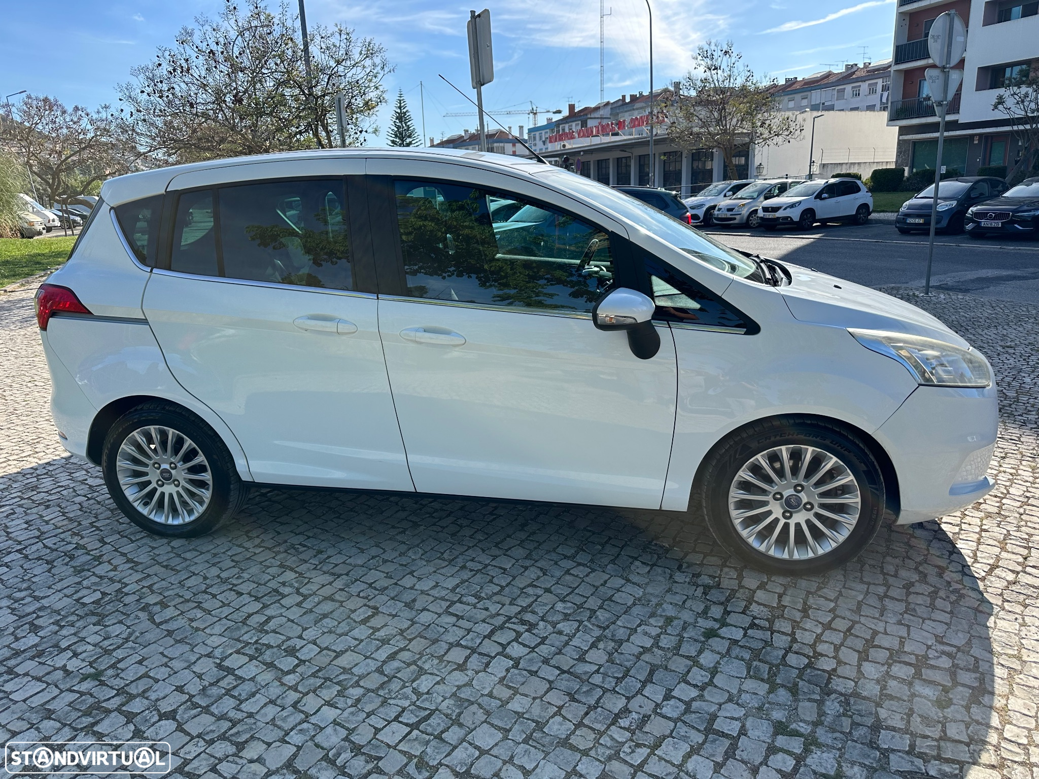 Ford B-Max 1.0 SCTi Trend - 11