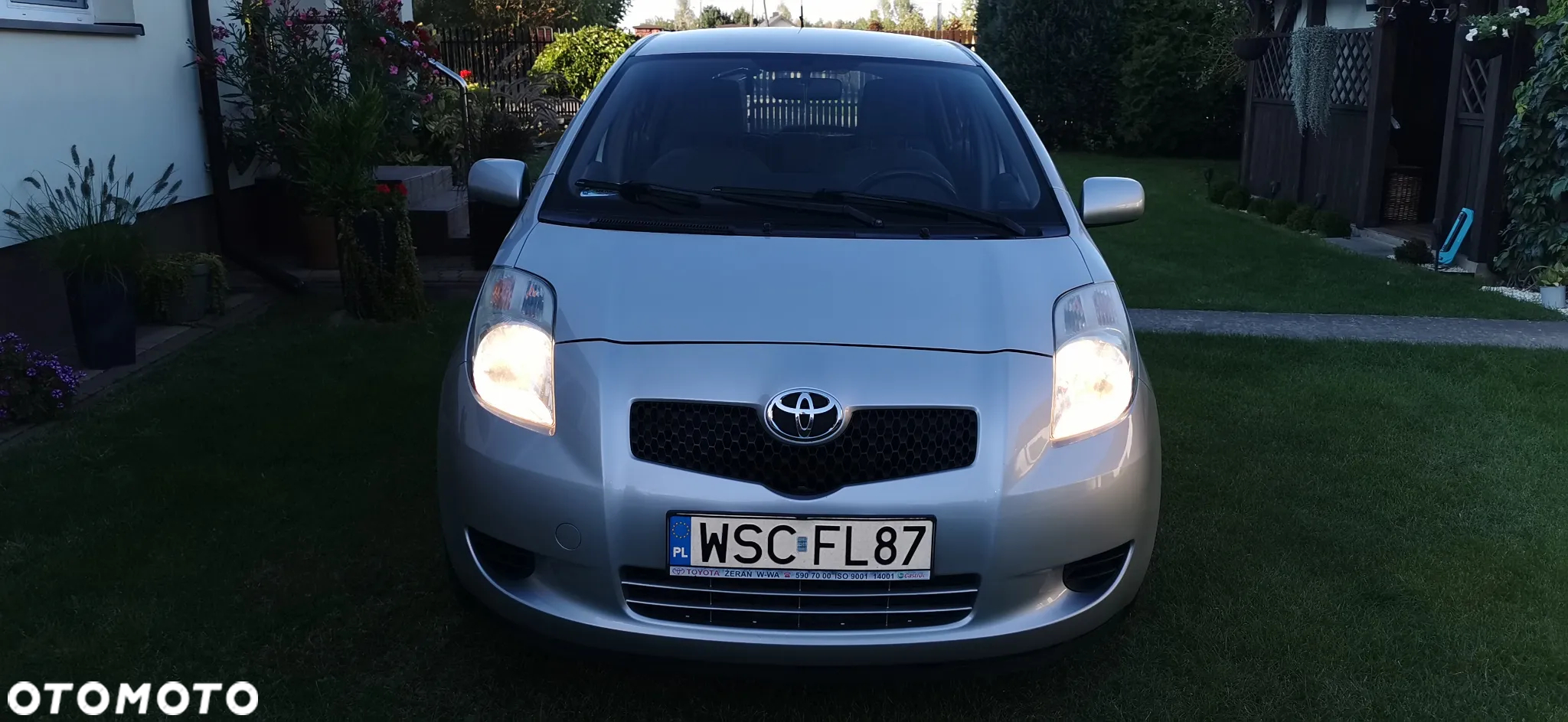 Toyota Yaris 1.3 Sol Premium - 3