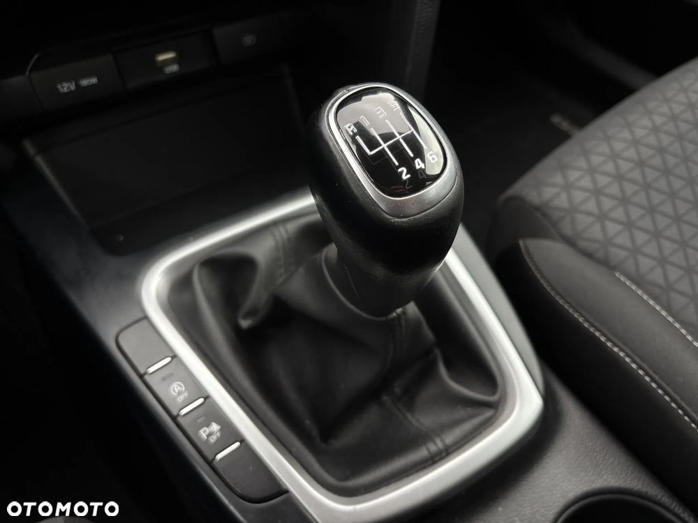 Kia XCeed 1.4 T-GDI M - 16