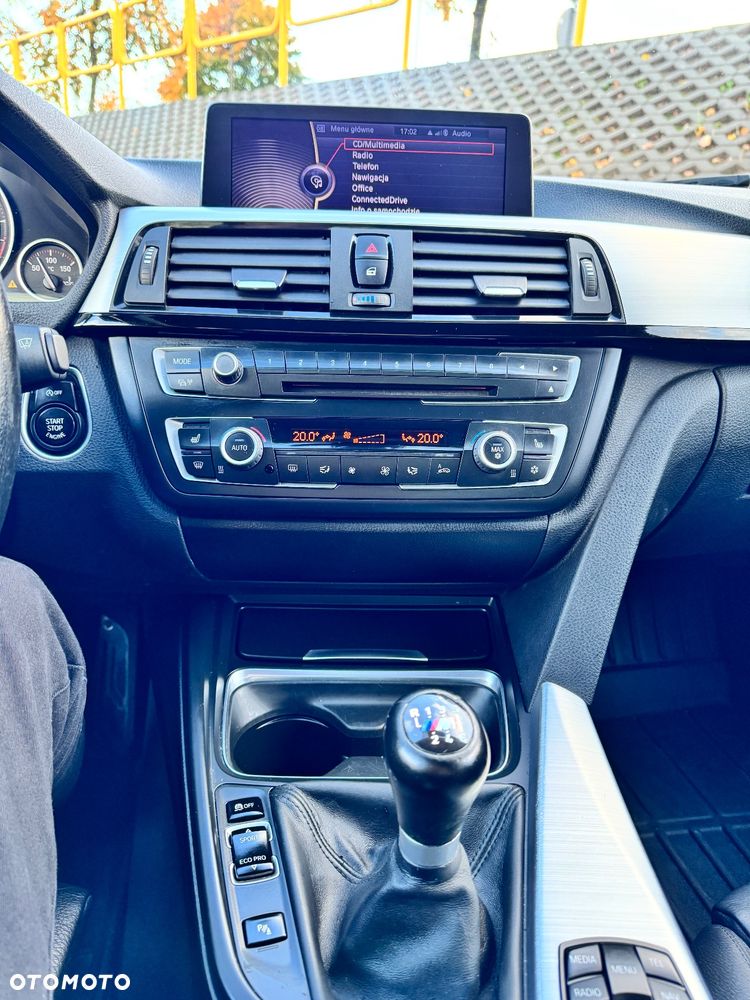 BMW Seria 3 316d Sport Line - 22