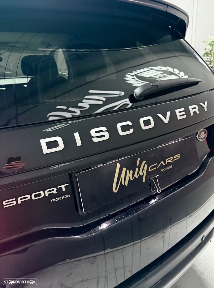Land Rover Discovery Sport P300e R-Dynamic HSE - 22