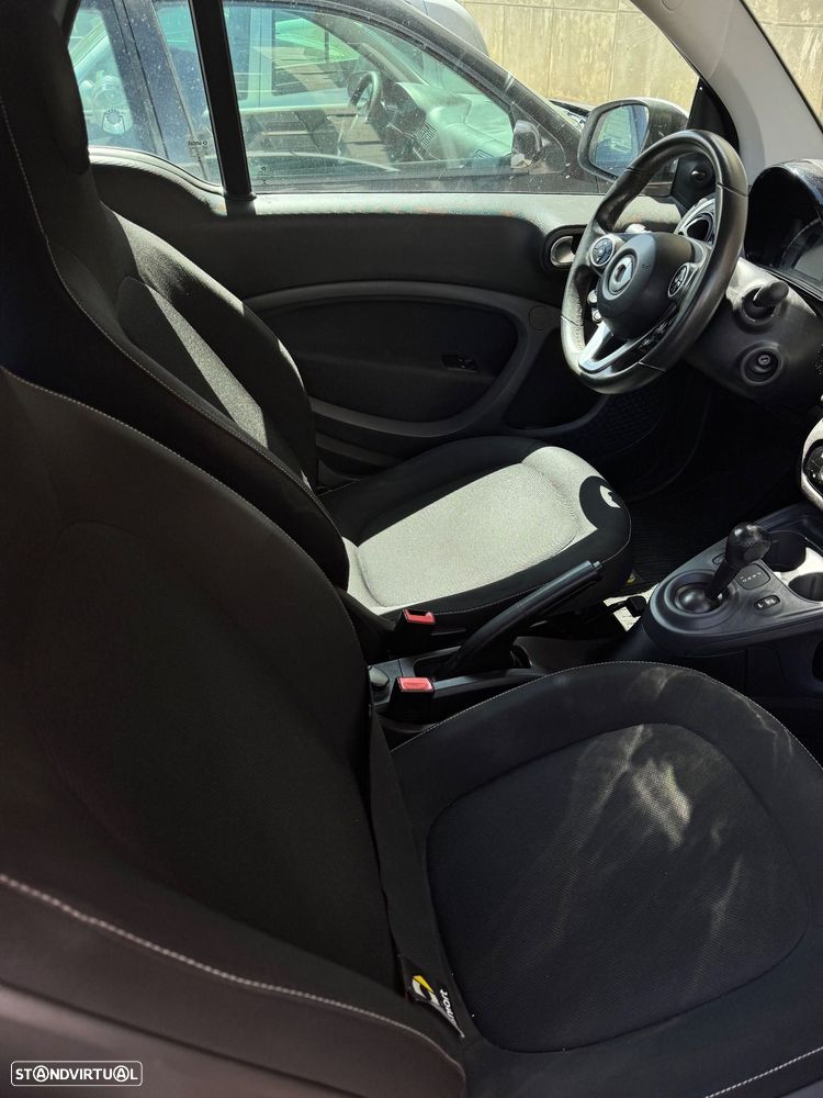 Smart ForTwo Coupé 1.0 mhd Passion 71 - 12