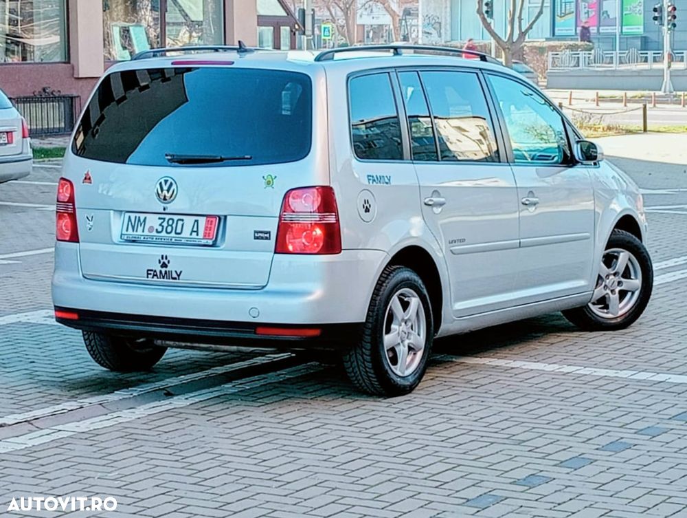 Volkswagen Touran 2.0 TDI DPF BlueMotion Technology Life - 7
