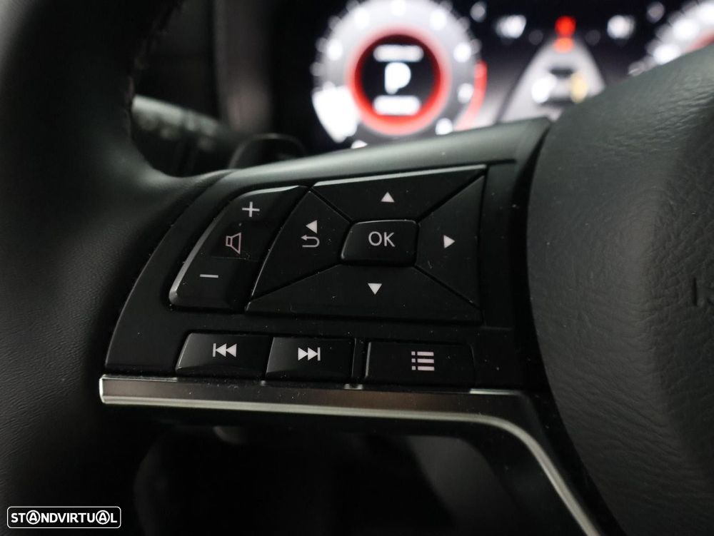 Nissan Juke 1.0 DIG-T N-Connecta DCT - 17