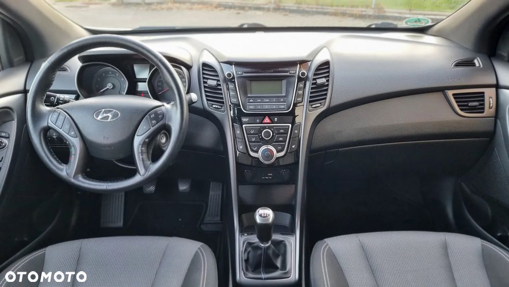 Hyundai i30 1.4 Passion - 13