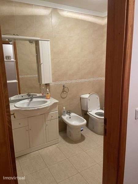 Apartamento T2 com 117 m2 - Grande imagem: 2/12
