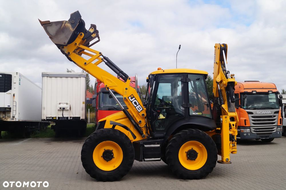 JCB 4CX - 10