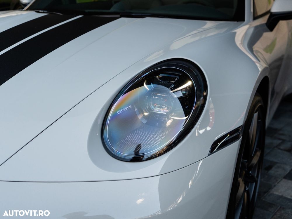 Porsche 911 - 18